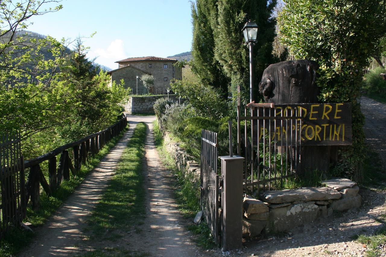 Podere Pian De' Cortini Villa Serravalle  ภายนอก รูปภาพ