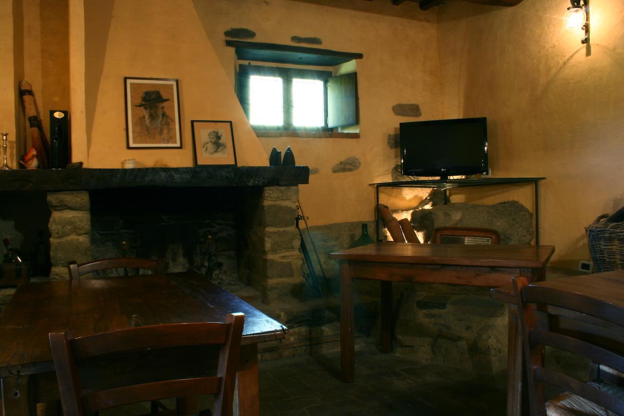 Podere Pian De' Cortini Villa Serravalle  ภายนอก รูปภาพ